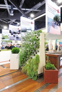 The company Richard Brink presented the topic of vertical planting with not one but two versions of its living wall. The Eva model can be seen here, which enables elegant planting in even the tightest of spaces.