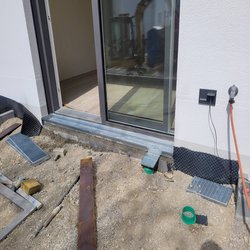 Drainagerinne Stabile verbaut von Garten- und Landschaftsbau Streu