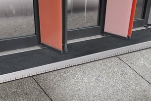 Hochwertige Kiesfangleisten für Bau von Terrassen oder Balkonen