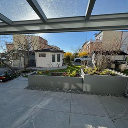 Sonderbau Pflanzkästen Duplex Max verbaut von AZ-Gartengestaltung GmbH