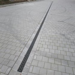 Gussroste Zippa verbaut von Schneider GaLa-Bau GmbH