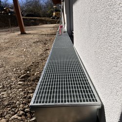 Fassadenrinne Stabile Air verbaut von Haarmann Garten- & Landschaftsbau