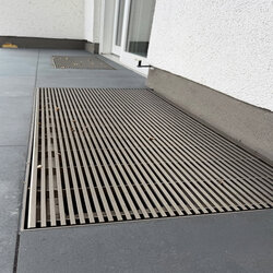   verbaut von Loni GalaBau GmbH
