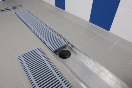 The industrial and kitchen channels produced by Richard Brink GmbH & Co. KG guarantee the reliable drainage of large volumes of water, also in the long term.
