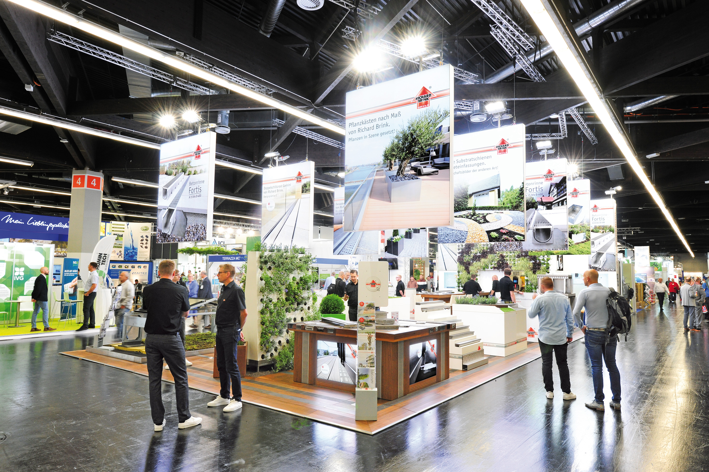 Richard Brink exhibited its range of landscape gardening products at the GaLaBau 2022 in Nuremberg.