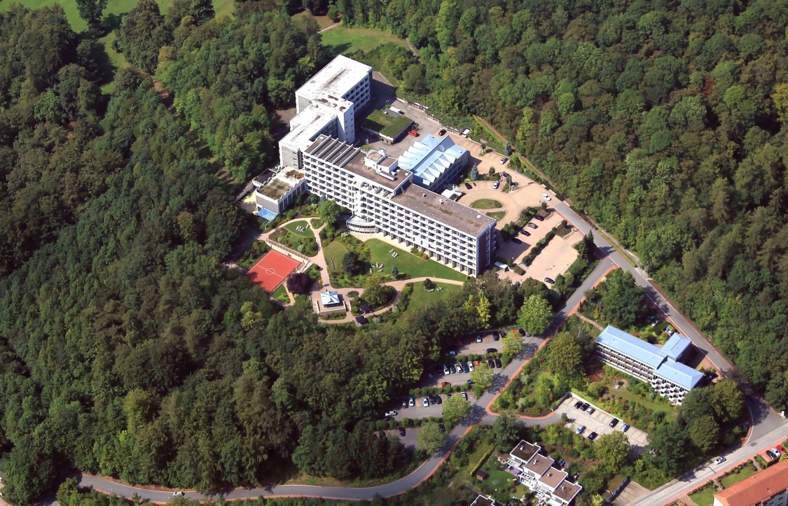 Rosenberg Hospital has over 195 beds and is run by German insurer Deutsche Rentenversicherung Westfalen (DRV). The hospital is located in Bad Driburg, near Paderborn. 